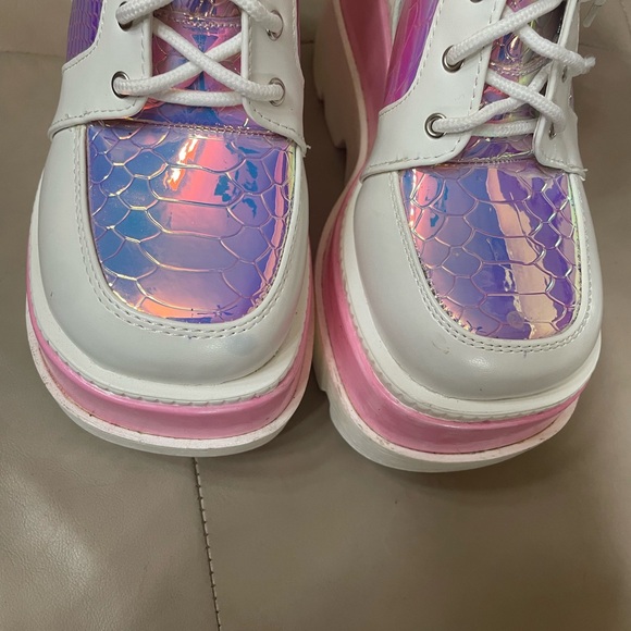 Cape Robbin Holographic Radio Chunky Pink White Ankle Platform Boots, Size 7M - Picture 4 of 5